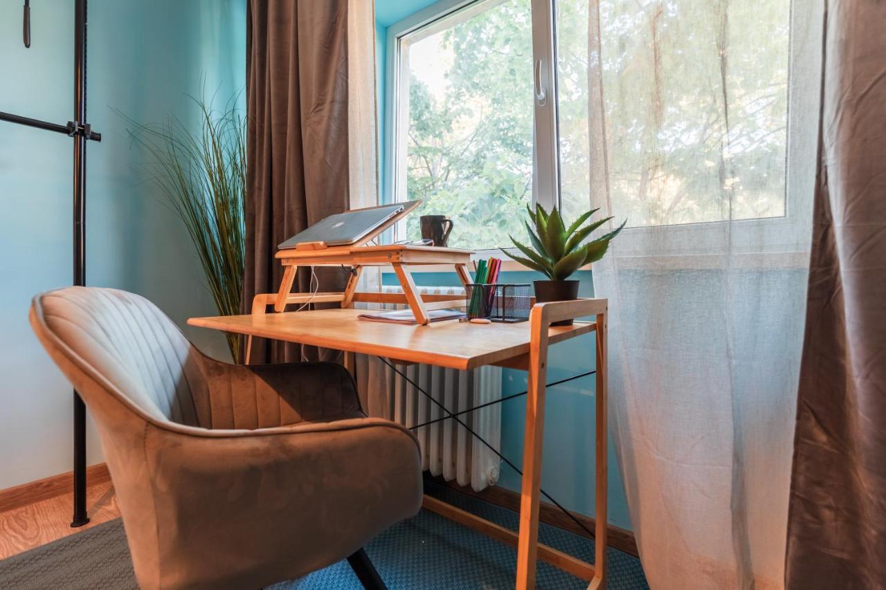 Jungle Apartment 15 Min Walk To Beach & Downtown Constanţa Buitenkant foto